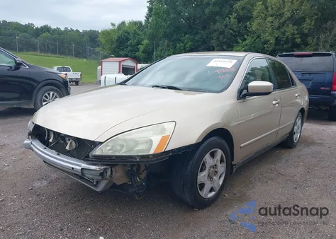 2006 Honda Accord 2.4 Lx z USA, uszkodzony, nr VIN 1HGCM56446A016067